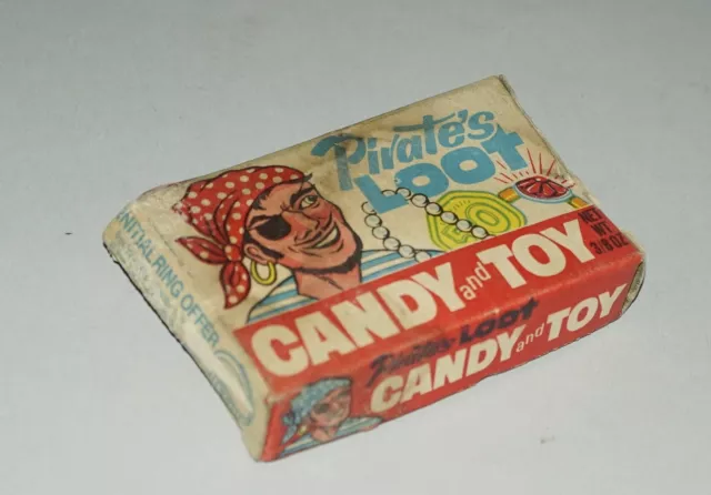 Circa 1960S Pirate's Loot Candy And Toy Box Unopened 3 1/2" X 2 1/2" X 1" *