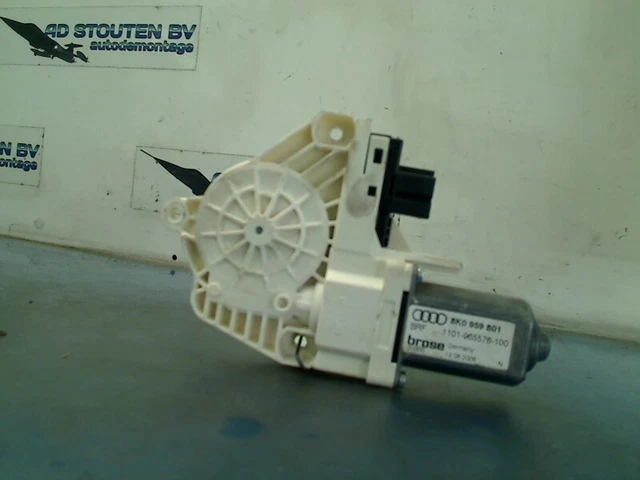 Moteur De Lève-vitre Avant Gauche Pour AUDI A4 A5 A6 - Référence 8K0959801A