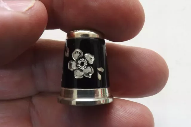 Vintage 925 Silver And Enamel Thimble With Flower Designs 2.5Cms (1632) 2