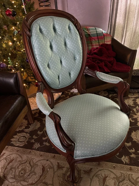 Antique Victorian Tufted Parlor Chair.