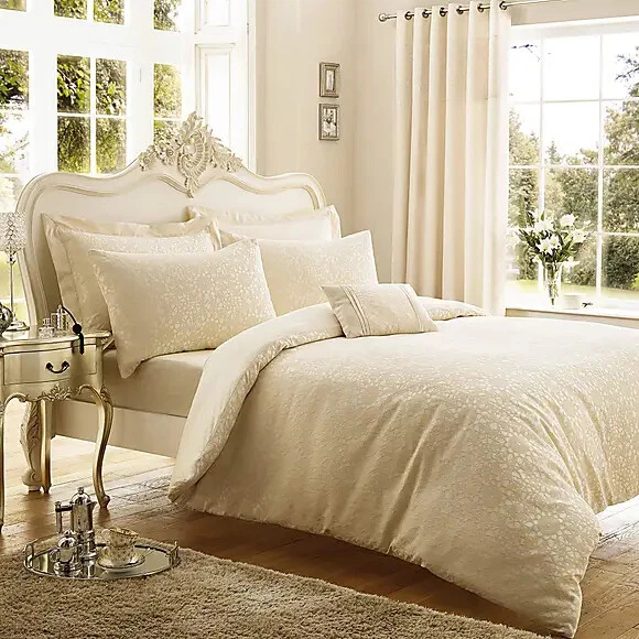 DUNELM CROCHET JACQUARD Cream Duvet Cover King Size , BNWT £42.99