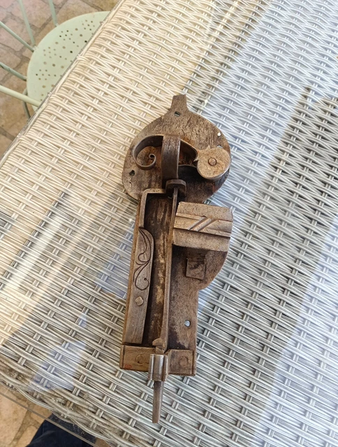 Ancienne Clé Passe Partout À VENDRE! - FR