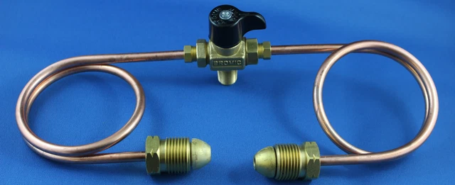 LPG Gas Double Regulator Auto & Copper Pigtail Kit – 400 MJ For Caravans, RVs & Motorhomes