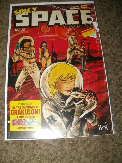 Red Sonja & Vampirella / Betty & Veronica 10 - Hack Horror Variant - Spicy Space