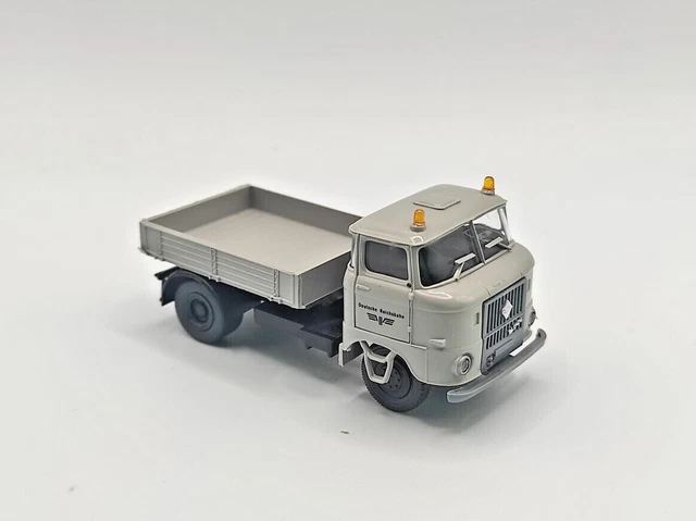 Modèle Réduit IFA W50/L60 Schkopau à L'Échelle H0 (1:87) - Modèle Unique Artisanal, Collection