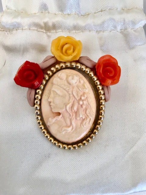 Ancienne Broche Publicitaire Damart - Style Camée - Bijoux Vintage