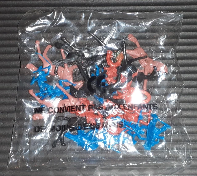 Lot 10 Figurines THUNDERBIRD Comansi – Gardiens De L’Espace – PVC Vintage 1970 – NEUF Scellé
