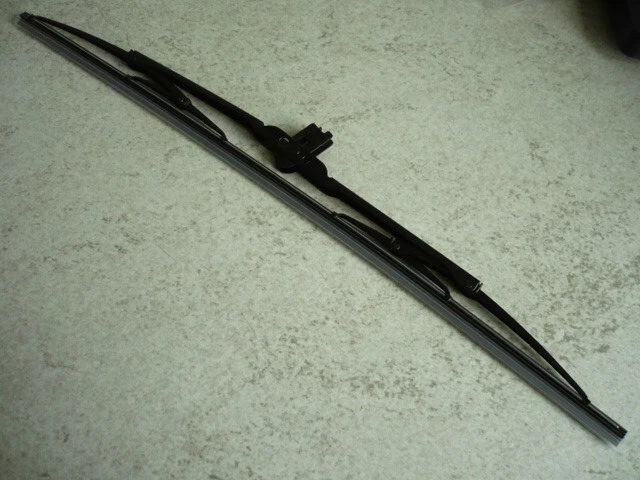 Wischerblatt Scheibenwischer blade wiper Kubota KX016-4 KX61-3 Bagger RG50846050
