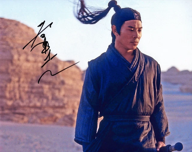 A fantastic 10x8 Autographed Photo of Jet Li & CoA