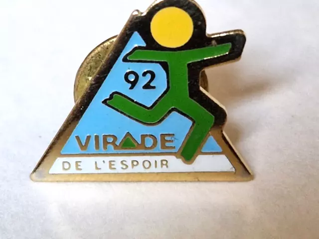 Pin's  sport Virade de l'espoir 1992