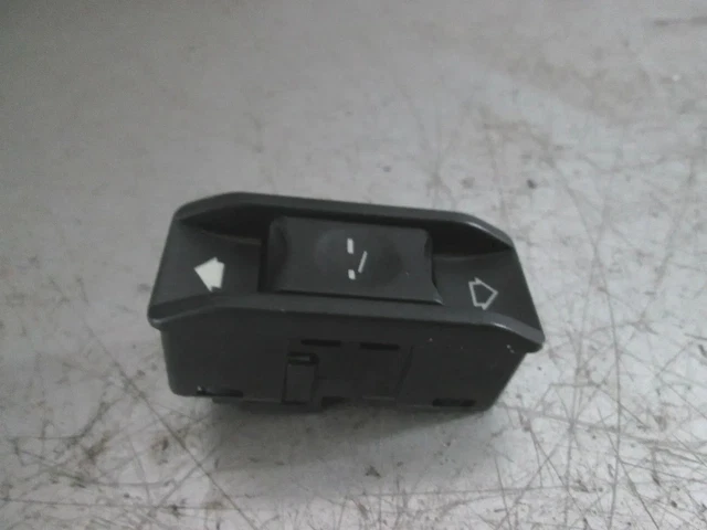 Interrupteur Toit Ouvrant BMW E32 Et E34 - Référence 61.31-1 378 862 - Occasion Excellent état - Garantie 3 Mois