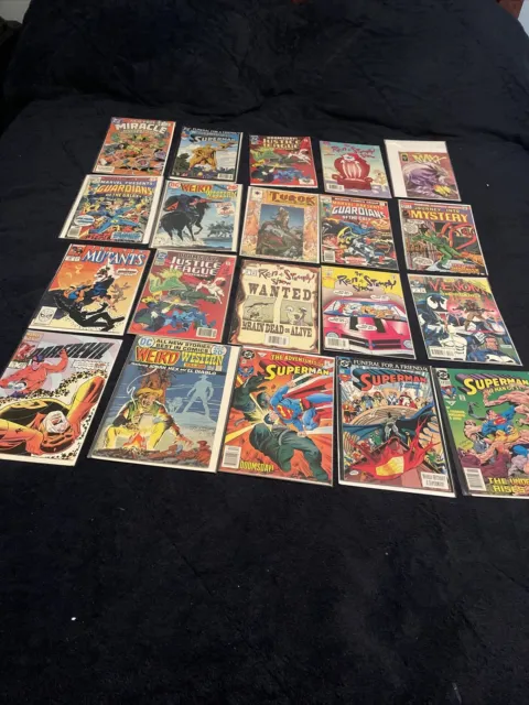 Comic Lot Blowout 20 Mixed Comics Marvel DC And Other Publishers Mixed Read BO1