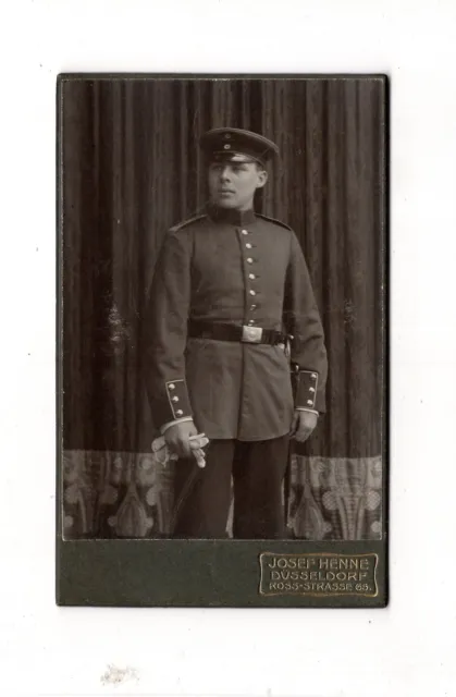 CDV Foto Soldat - Düsseldorf 1900er