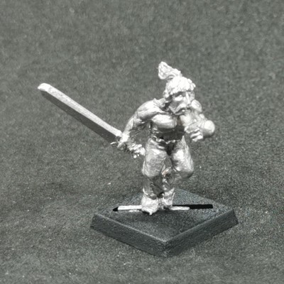 CITTADELLA F6 Barbaro Raiders Sven barechest metallo fuori catalogo 1985 Warhammer Fantasy 