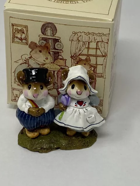 Wee Forest Folk M169 Mouse Country Couple Annette Petersen 1990 M-169