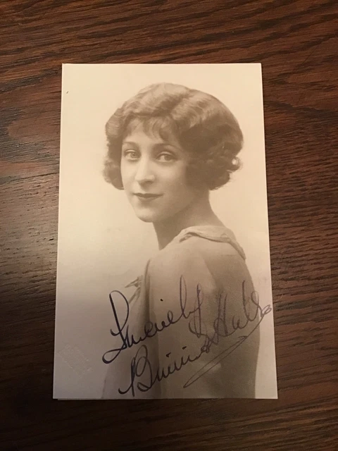 BINNIE HALE Signed Photograph English Actress JSA Cert Night of Terror Film Auto