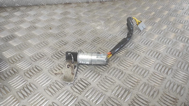 Radiateur (?) NEIMAN Pour Renault R21 Phase 2 2.1 TD - Pièce D'occasion, Référence 7701034369