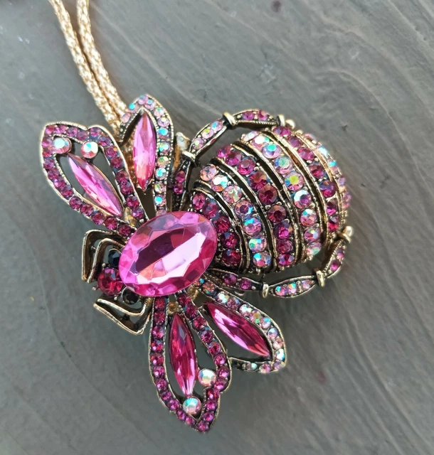 Betsey Johnson Gold Tone Pink AB Crystal Bee / Moth /Bug Pendant Chain Necklace