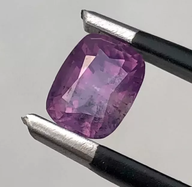 1.75 Ct Natural Faceted Cut Corundum Kashmir Sapphire Gemstone from Pakistan