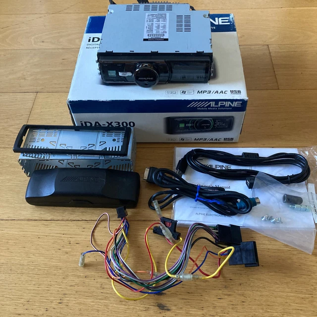ALPINE iDA-X200 デジタルメディアレシーバー