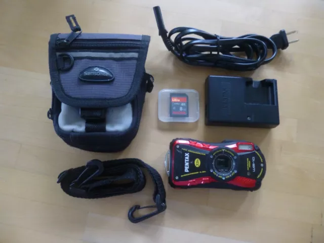 Pentax Optio WG-10 Waterproof 14mp Digital Camera - Red w/Bag.