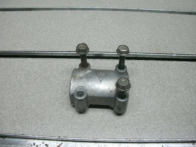 Suzuki GS1100L,cam cap,camshaft holder,exhaust cam holder,RH