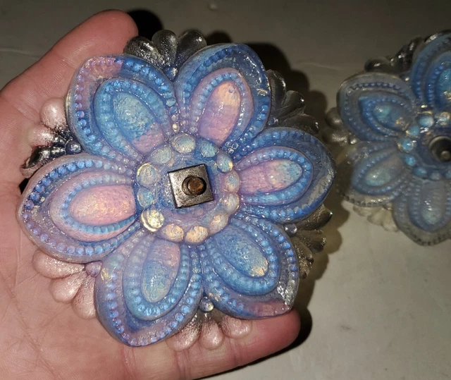 Beautiful blue flower large opalescent glass Victorian curtain tie backs 4 1/2"