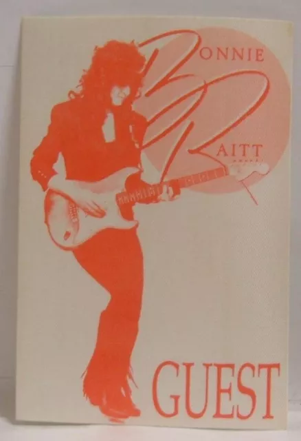 Bonnie Raitt - Vintage Original Concert Tour Cloth Backstage Pass ***Last One***