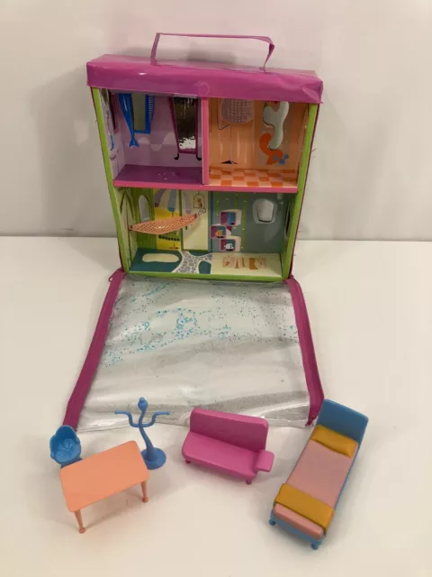 Polly Pocket 2003 Beach House Zip Up Carry Case w/ Furniture