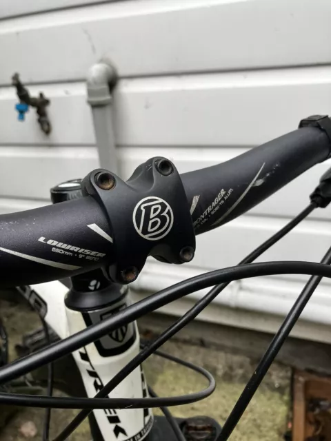 bontrager handlebars 31.8 6061 Aluminium and stem