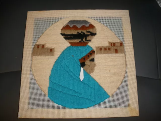 Imagen terminada con aguja cerámica mexicana, casa, dama redonda de 8,5
