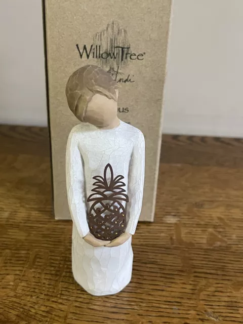 Willow Tree - 2014 - "Gracious" Figurine - #27369 - NIP