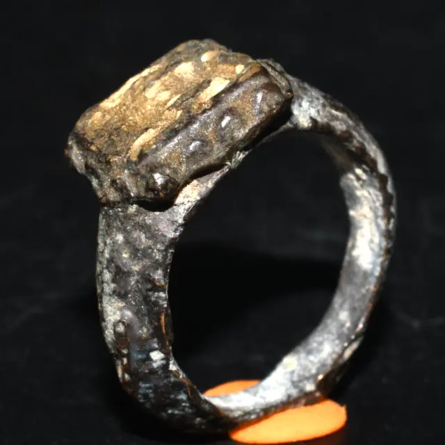 Ancient Greek Fine Mix Silver Ring With Gold Gilded Bezel Ca. 3rd-1st Century BC