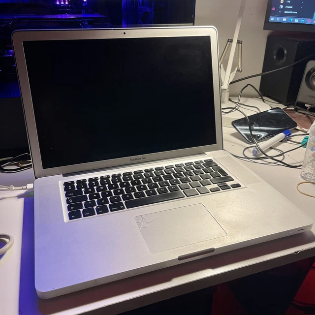 MacBook Pro (15-inch, Mid 2010) - Intel Core i5 - A1286
