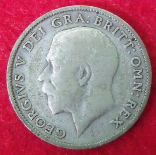 1924 GEORGE V SILVER SIXPENCE  ( 50% Silver )  British 6d Coin.   264