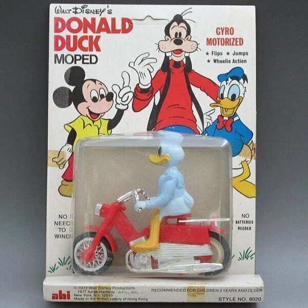 Azrak-Hamway 1977 Figure Disney Donald Bike friction with package good condition