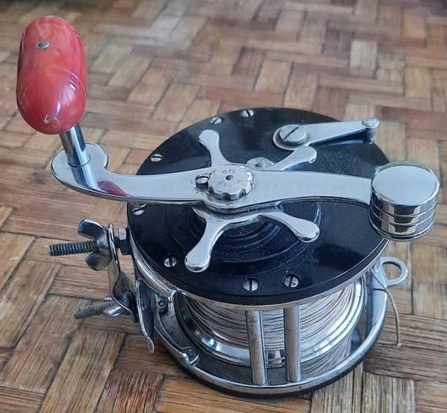 Moulinet De Pêche Vintage Penn Sailfisher N°130 – USA, Pour Mer, Collection Ou Pêche