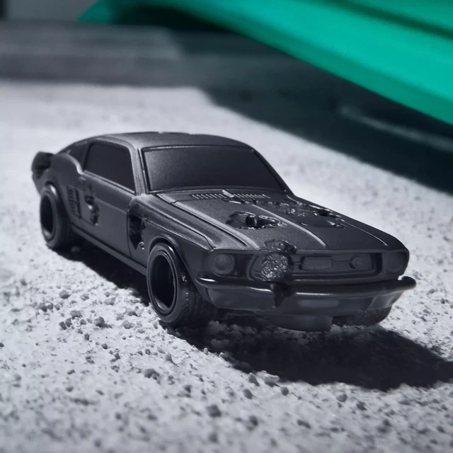 MATTEL CREATIONS FORD MustangHot Wheels érodé x Daniel Arsham CONFIRMÉ