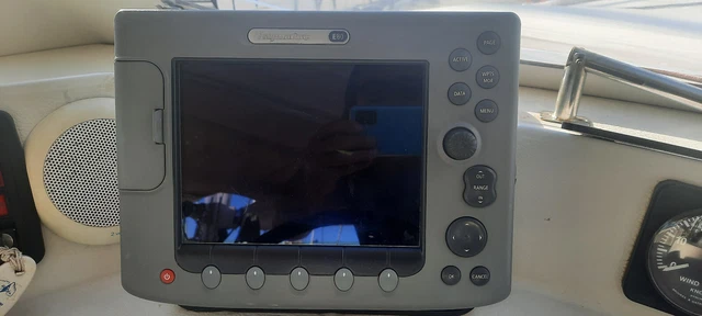 Raymarine E80