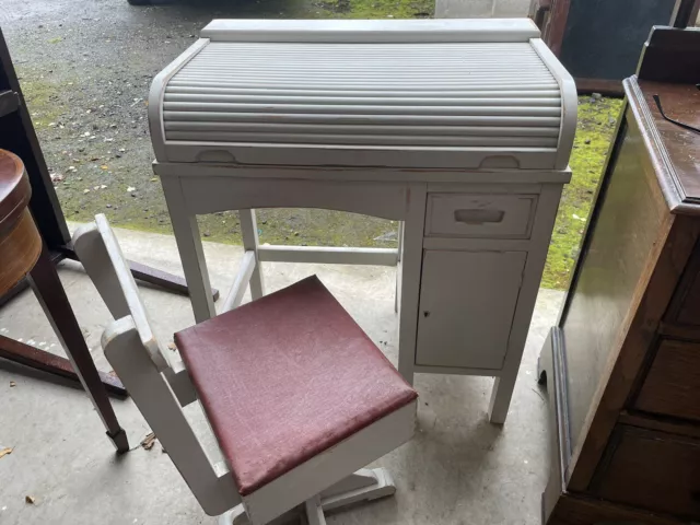 Antique childs roll top desk and chair discount