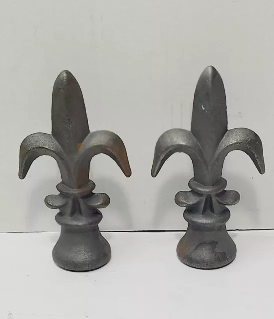 2 Cast Iron FLEUR DE LIS Finial Garden Statue Home Decor Rustic Gothic 6.5"