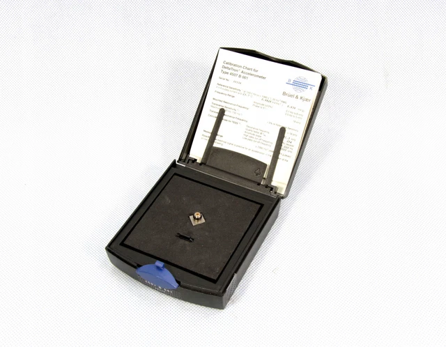BRUEL KJAER ACCELEROMETER DELTATRON 4507 0,1Hz-6kHz EUR 910,74 ...