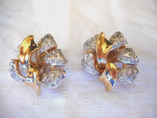 Vtg Vogue Bijoux Clip Earrings Large Gold Tone Pave Rhinestone Freeform Bows