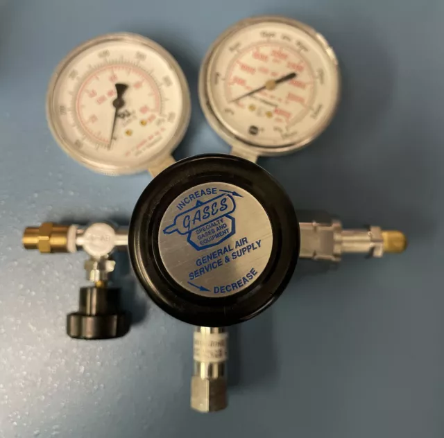 General Air / GASES  High Purity Regulator Model HPS272-80-350-BV