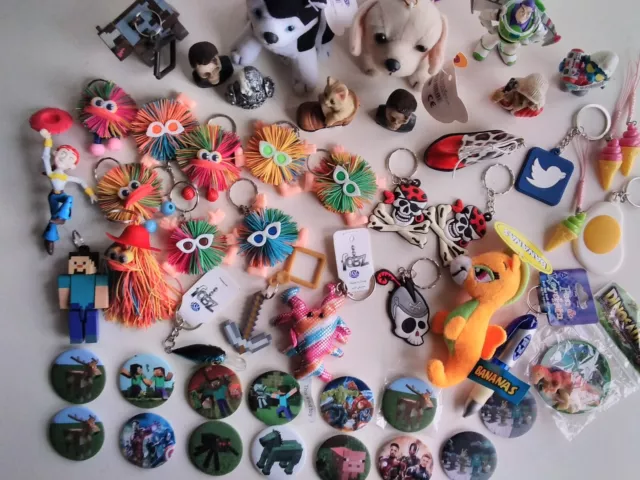 Job Lot 50 Novelty Items Key Rings Badges Figures Soft Toys Collectables 2