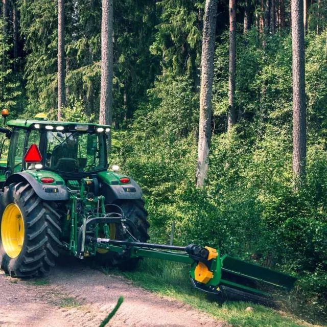 Schlegelmulcher Traktor Mäher Mulcher 1,80 Klappe Böschungsmeher Seitenverschub