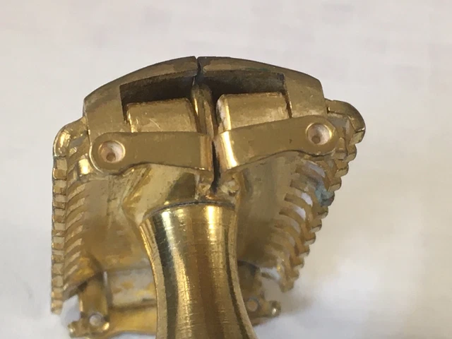 Vtg Gillette SHERATON 1st Generation TTO Razor Gold Tone  Open Comb c.1937 8