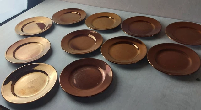 Lot de 11 petites assiettes, nacrées, Terre à feu, en céramique de Sarreguemines