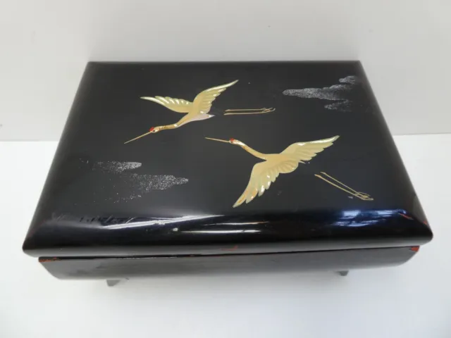Vintage Hand Painted Storks Clockwork Musical Japanese Lacquer Box Jewellery
