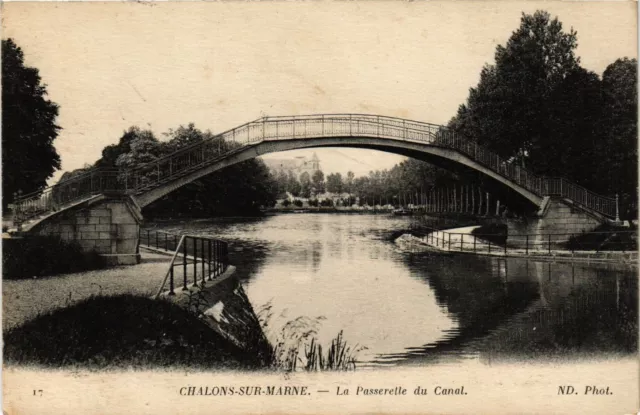 CPA CHALONS-sur-MARNE - La Passerelle du Canal (742411)